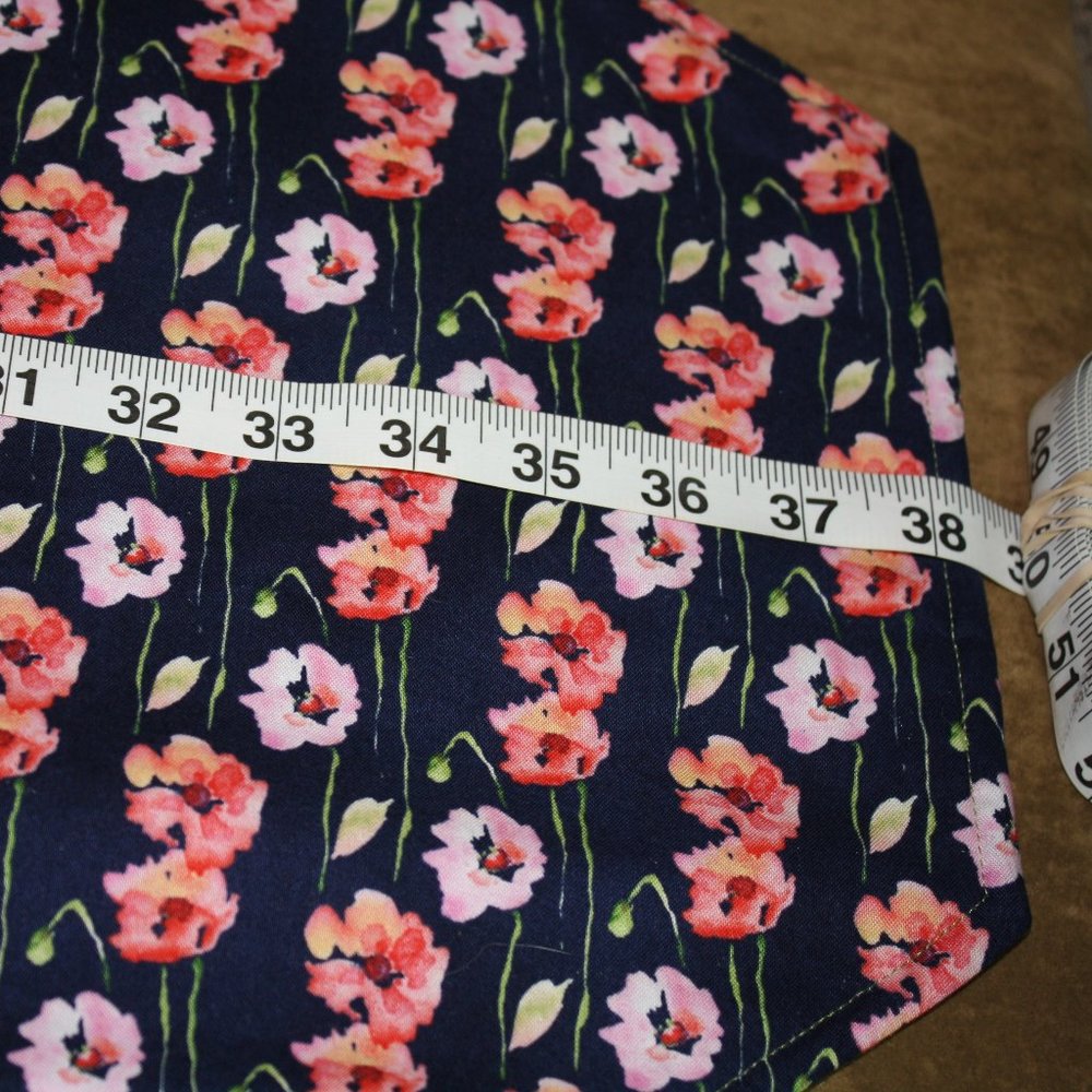 Hand-Crafted Reversible Table Linens - Picture 9 of 10